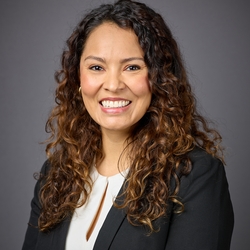 Julie  Bolanos